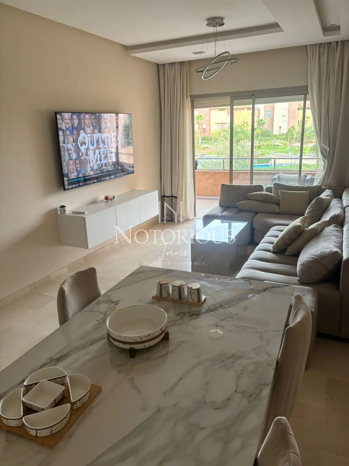 Bel appartement de 2 chambres en location à Prestigia